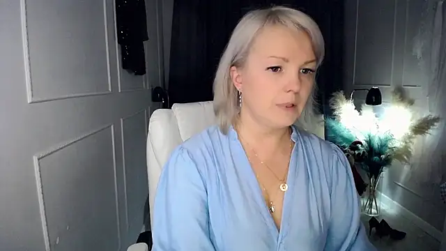 Juarnea online show from December 22, 2025, 12:05 pm