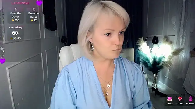 Juarnea online show from November 5, 2025, 11:57 am