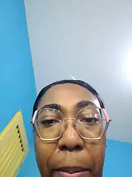 dirtyvictoria online show from May 20, 2026, 4:15 pm
