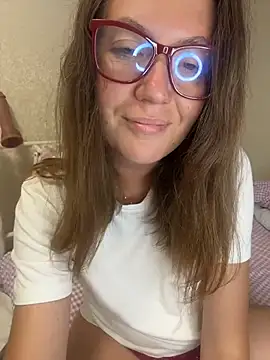 Snapshot of BeatriceTender chatting on July 23, 2026, 9:44 pm BeatriceTender online show from July 23, 2026, 9:44 pm