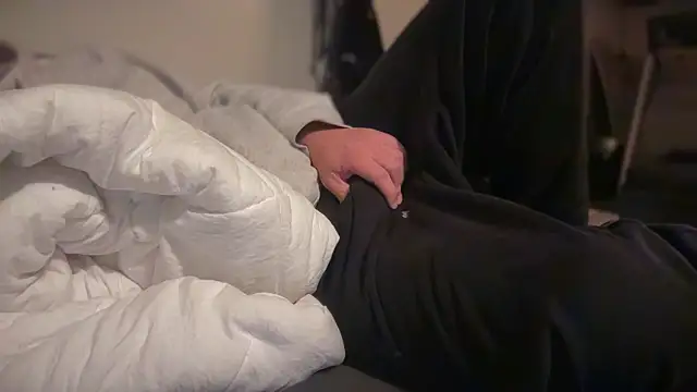 adamseed69 online show from April 5, 2026, 9:43 pm