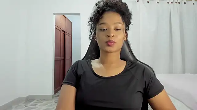 avellanatammy online show from February 3, 2026, 3:37 am