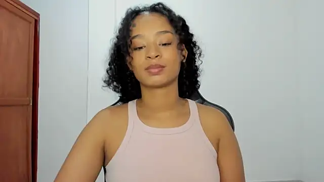 avellanatammy online show from December 16, 2025, 11:31 pm