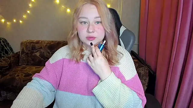 Snapshot of Milafoxxxy chatting on October 7, 2025, 8:54 pm Milafoxxxy online show from October 7, 2025, 8:54 pm