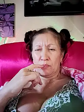 Snapshot of TheDime chatting on May 1, 2026, 4:56 pm TheDime online show from May 1, 2026, 4:56 pm