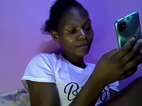 Snapshot of Cute_tamara chatting on January 19, 2025, 7:04 pm Cute tamara online show from January 19, 2025, 7:04 pm