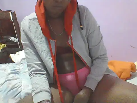 Cute tamara online show from November 27, 2025, 9:26 pm