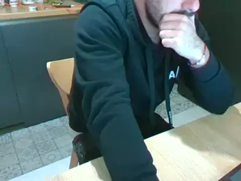 Snapshot of giorgakaci69 chatting on December 9, 2024, 12:01 am giorgakaci69 online show from December 9, 2024, 12:01 am