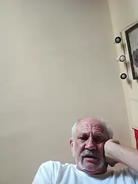 Snapshot of den-rock4u chatting on July 11, 2026, 12:00 am den-rock4u online show from July 11, 2026, 12:00 am