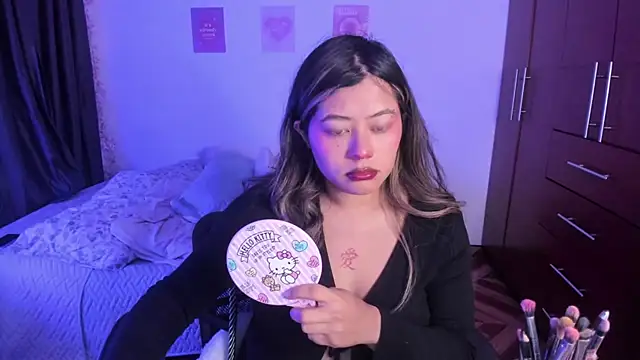 StephaniFox online show from November 2, 2025, 11:32 pm