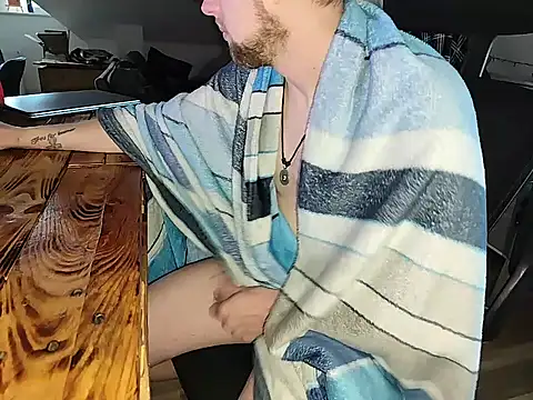 Snapshot of twinkish_90 chatting on December 4, 2025, 7:51 am twinkish 90 online show from December 4, 2025, 7:51 am