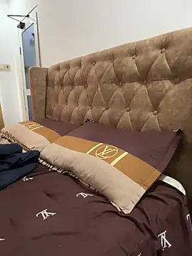 Snapshot of sknzy09 chatting on November 11, 2025, 4:35 pm sknzy09 online show from November 11, 2025, 4:35 pm