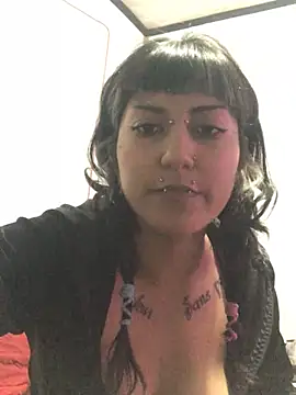 toxikkka online show from February 20, 2025, 4:50 am