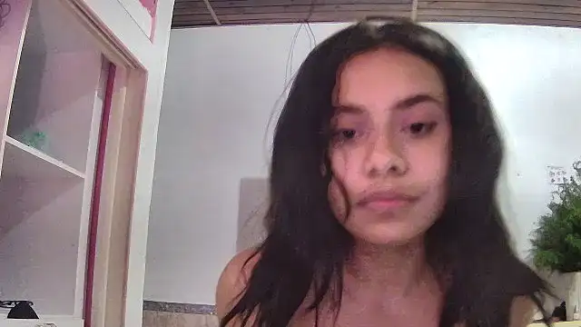 Snapshot of hannaxnatx chatting on November 7, 2025, 1:10 am hannaxnatx online show from November 7, 2025, 1:10 am