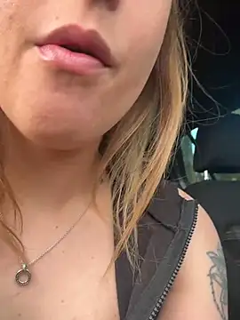 LiliMorganxxx online show from March 18, 2026, 2:41 pm