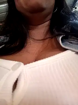 Julieta-tits online show from December 19, 2024, 10:32 pm