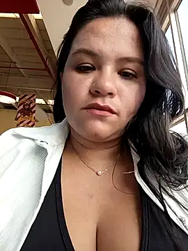 Julieta-tits online show from January 9, 2025, 9:05 pm