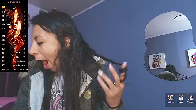 Snapshot of Tamaraakins chatting on September 25, 2025, 12:33 pm Tamaraakins online show from September 25, 2025, 12:33 pm