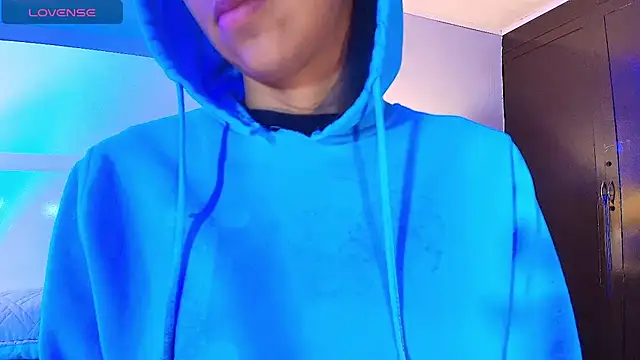 Snapshot of Tamaraakins chatting on October 4, 2025, 12:50 pm Tamaraakins online show from October 4, 2025, 12:50 pm