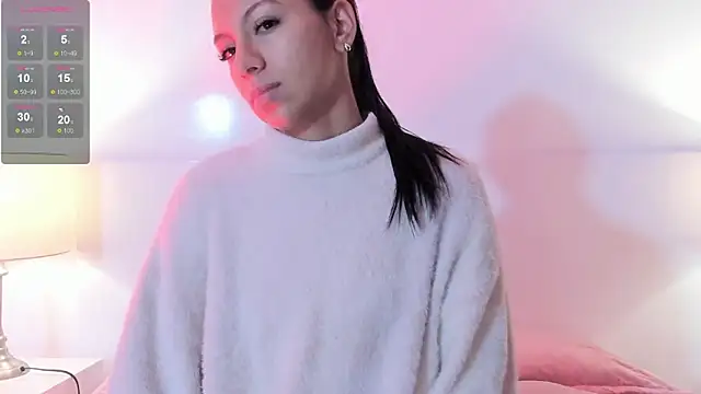 Snapshot of Tamaraakins chatting on December 4, 2025, 12:37 pm Tamaraakins online show from December 4, 2025, 12:37 pm