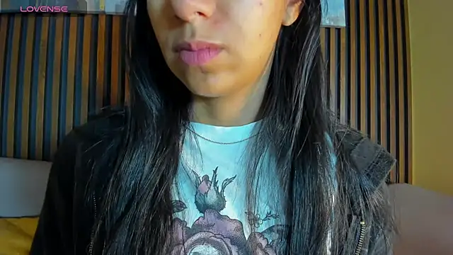 Snapshot of Tamaraakins chatting on March 13, 2025, 12:13 pm Tamaraakins online show from March 13, 2025, 12:13 pm