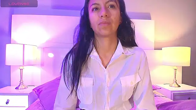 Snapshot of Tamaraakins chatting on October 1, 2025, 12:20 pm Tamaraakins online show from October 1, 2025, 12:20 pm