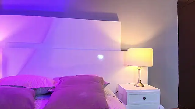 Snapshot of Tamaraakins chatting on September 12, 2025, 12:38 pm Tamaraakins online show from September 12, 2025, 12:38 pm