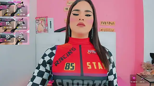 valentina princess  online show from May 19, 2026, 3:13 am