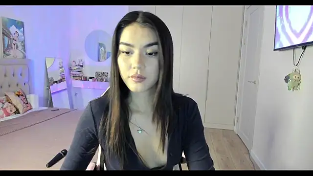 Shineel online show from October 25, 2025, 1:12 pm