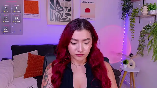 ViolettCastel online show from May 16, 2026, 8:41 pm