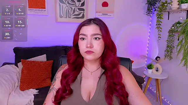 ViolettCastel online show from May 19, 2026, 8:05 pm