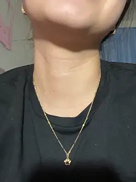 Snapshot of Kimmymadison- chatting on December 4, 2025, 6:01 am Kimmymadison- online show from December 4, 2025, 6:01 am