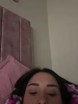 Snapshot of Kimmymadison- chatting on December 14, 2025, 8:47 pm Kimmymadison- online show from December 14, 2025, 8:47 pm