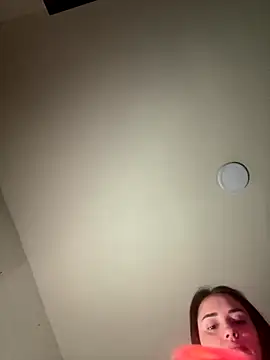 Snapshot of Kimmymadison- chatting on November 11, 2025, 8:58 pm Kimmymadison- online show from November 11, 2025, 8:58 pm