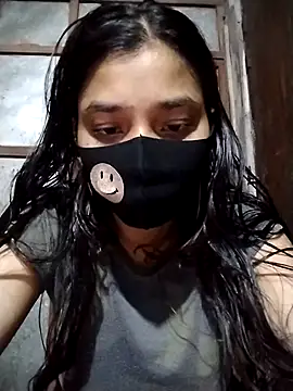 Snapshot of Aruyeshi- chatting on November 1, 2025, 3:46 am Aruyeshi- online show from November 1, 2025, 3:46 am