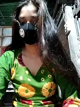 Snapshot of Aruyeshi- chatting on September 24, 2025, 3:24 am Aruyeshi- online show from September 24, 2025, 3:24 am