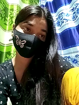 Snapshot of Aruyeshi- chatting on March 17, 2025, 11:02 pm Aruyeshi- online show from March 17, 2025, 11:02 pm