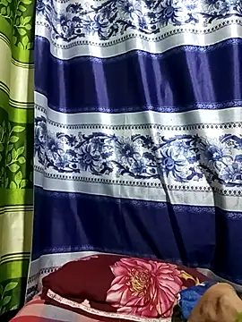 Snapshot of Aruyeshi- chatting on March 22, 2025, 3:52 am Aruyeshi- online show from March 22, 2025, 3:52 am