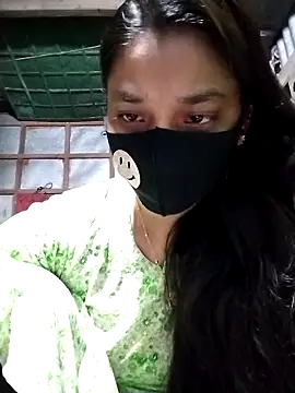 Snapshot of Aruyeshi- chatting on October 7, 2025, 3:51 am Aruyeshi- online show from October 7, 2025, 3:51 am