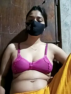 Snapshot of Aruyeshi- chatting on March 13, 2025, 1:07 pm Aruyeshi- online show from March 13, 2025, 1:07 pm