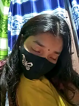 Snapshot of Aruyeshi- chatting on March 21, 2025, 2:39 am Aruyeshi- online show from March 21, 2025, 2:39 am