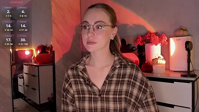 LoveGameSexx online show from October 24, 2025, 4:39 pm