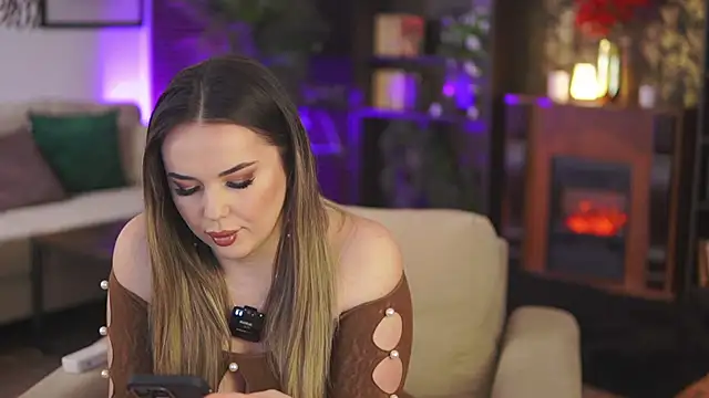 EvaSunderland online show from March 1, 2025, 9:26 pm