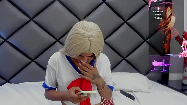 Alexa Blake   online show from March 17, 2026, 9:34 am