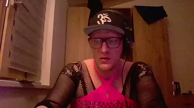 Bigthroaterboy online show from February 26, 2025, 7:10 pm