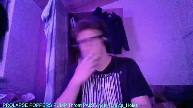 Bigthroaterboy online show from October 23, 2025, 8:18 pm