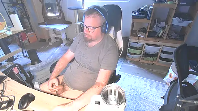 MagnusCockus online show from June 17, 2026, 3:11 pm