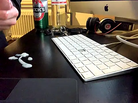 Snapshot of KendrickJiz chatting on September 18, 2025, 9:40 pm KendrickJiz online show from September 18, 2025, 9:40 pm