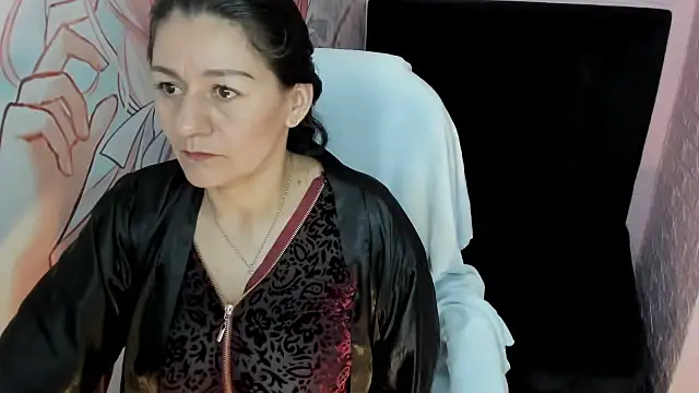 Snapshot of AllysonMilf69 chatting on October 18, 2025, 2:19 pm AllysonMilf69 online show from October 18, 2025, 2:19 pm