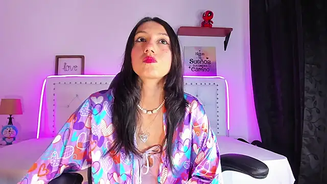 Snapshot of LyaEvanss chatting on January 24, 2025, 6:35 pm LyaEvanss online show from January 24, 2025, 6:35 pm